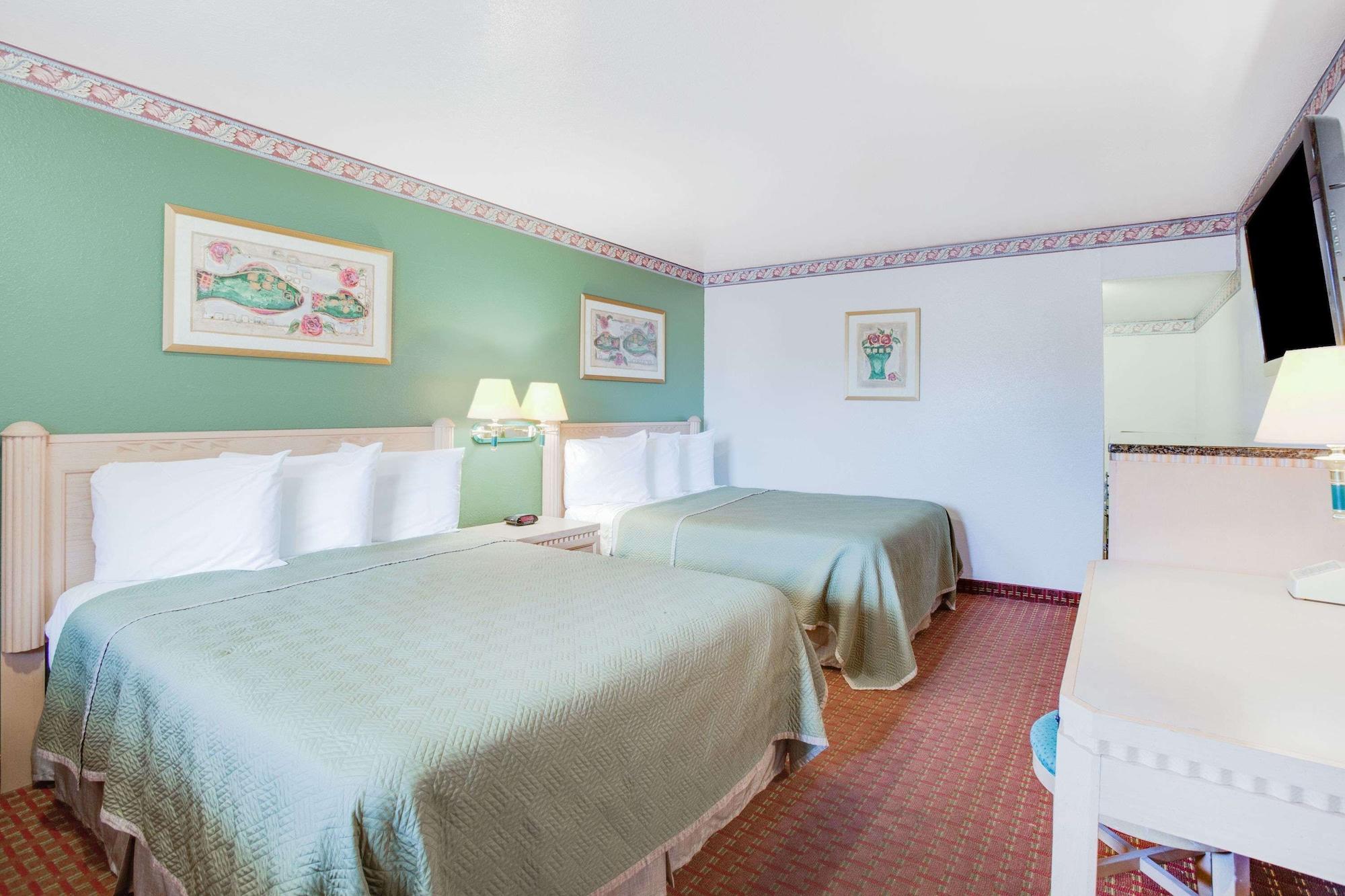 Travelodge By Wyndham 3*